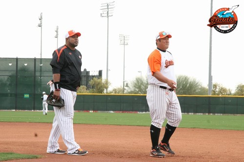 히메네스 최준석 뭐가 그리 즐거워